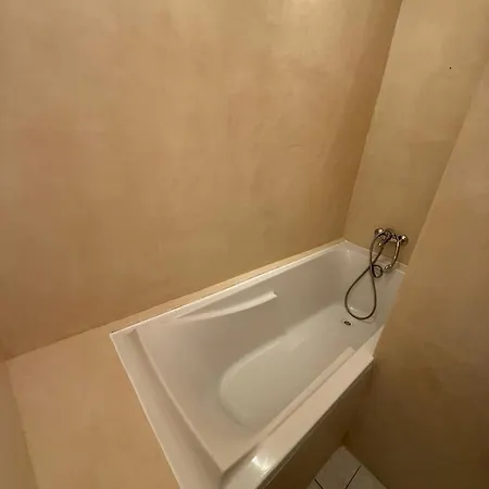 アパート Omnia Charming 2 Bed And Aircon In Historic