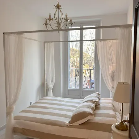 アパート Omnia Charming 2 Bed And Aircon In Historic *